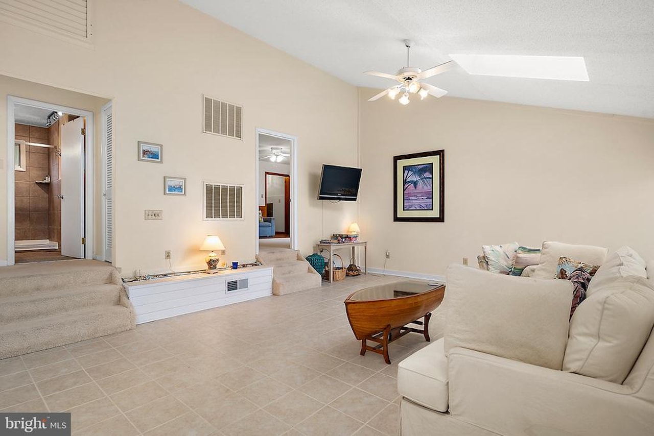  Real Estate for Sale - 354 Ocean Parkway in Berlin Photo 17