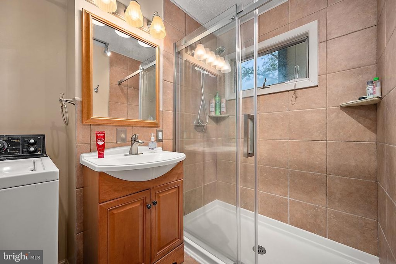  Real Estate for Sale - 354 Ocean Parkway in Berlin Photo 54