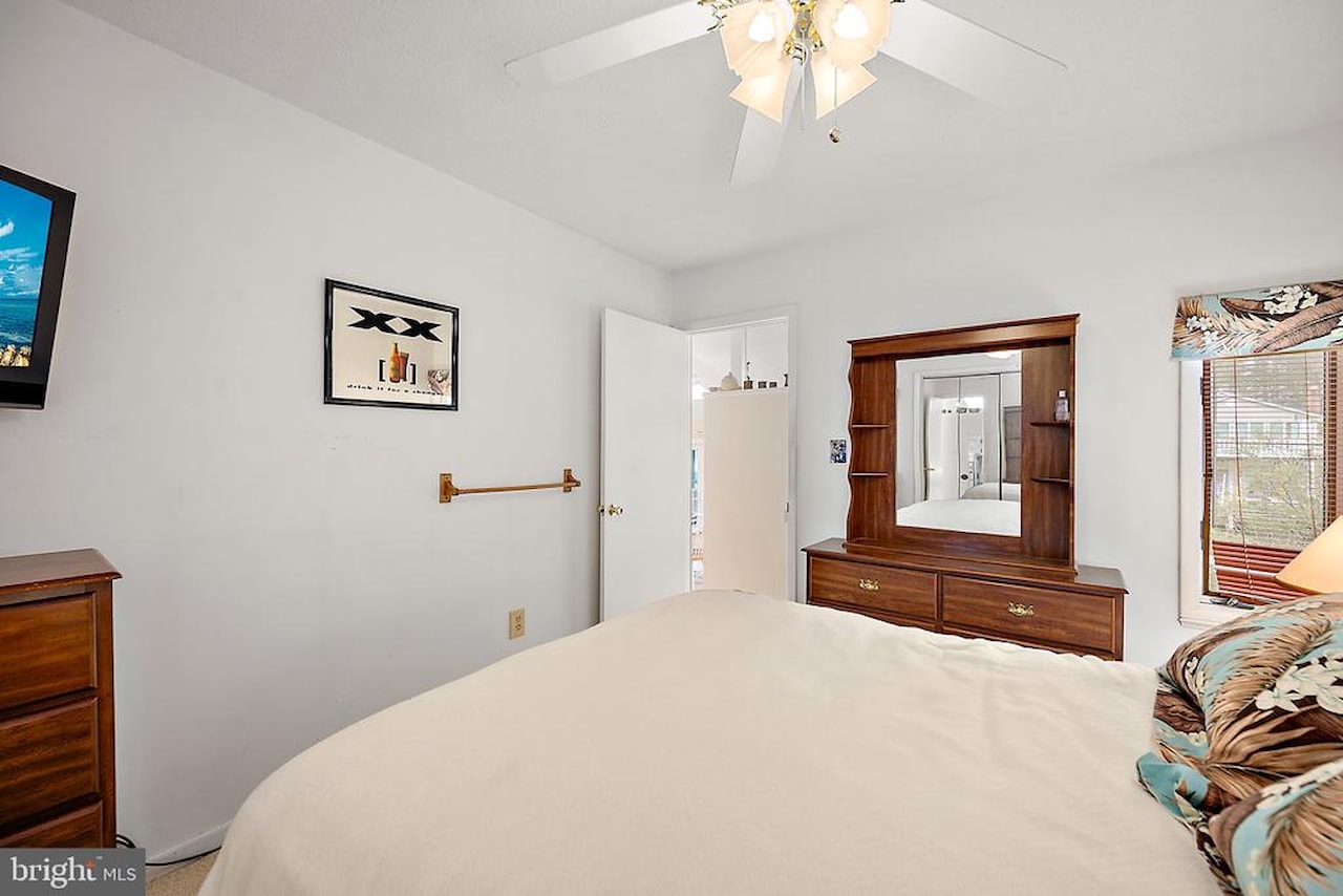  Real Estate for Sale - 354 Ocean Parkway in Berlin Photo 38