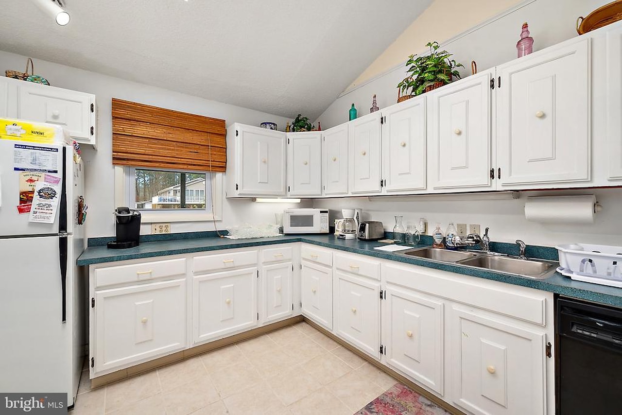  Real Estate for Sale - 354 Ocean Parkway in Berlin Photo 22