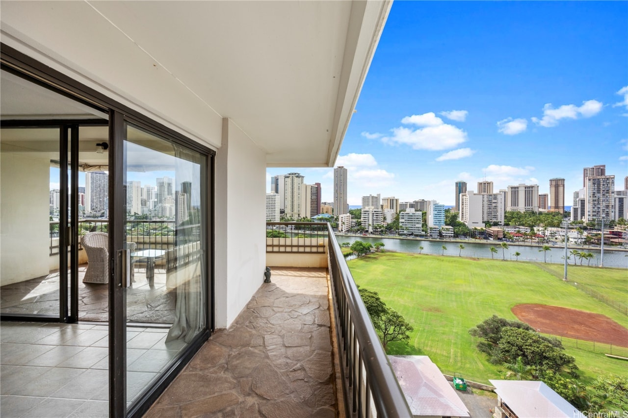 2333 Kapiolani Blvd #1317 Honolulu, HI 96826 | MLS 202528591