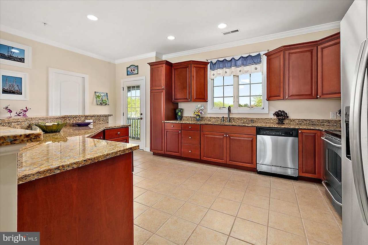 Sailors Watch Real Estate for Sale - 9823 Golf Course Rd #7 in Ocean City Photo 23