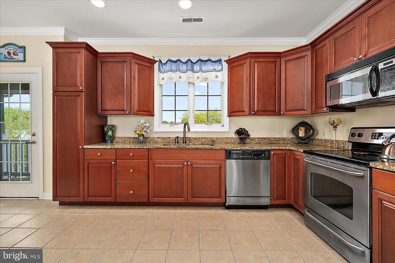 Sailors Watch Real Estate for Sale - 9823 Golf Course Rd #7 in Ocean City Photo 22
