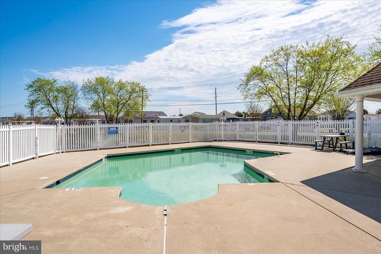 Sailors Watch Real Estate for Sale - 9823 Golf Course Rd #7 in Ocean City Photo 60