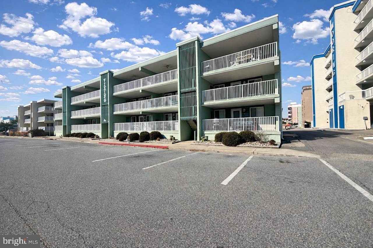 6 50th St #8 Ocean City, MD 21842 | MLS MDWO2036784