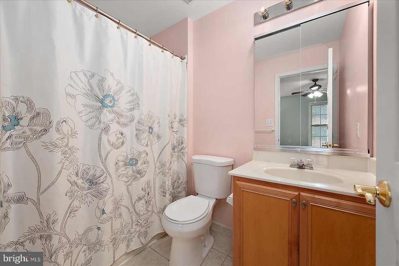  Real Estate for Sale - 12201 Ocean Vista Dr in Berlin Photo 44