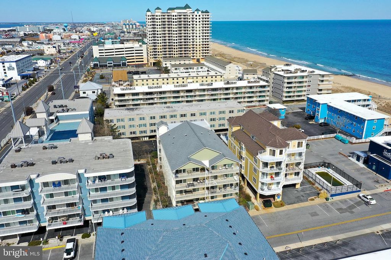 Sea Palms Real Estate for Sale - 14 45th St #403 in Ocean City Photo 3