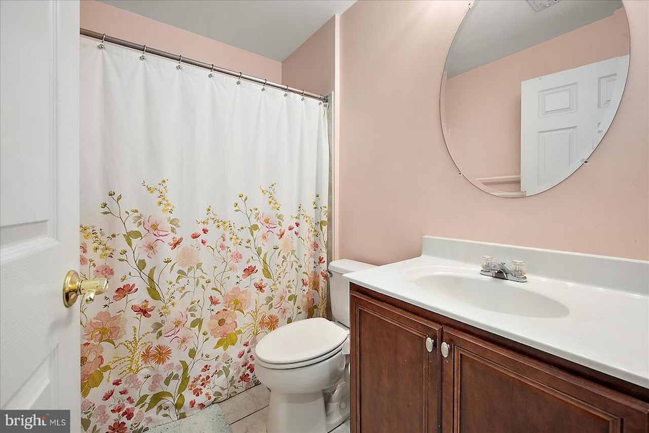  Real Estate for Sale - 12201 Ocean Vista Dr in Berlin Photo 29