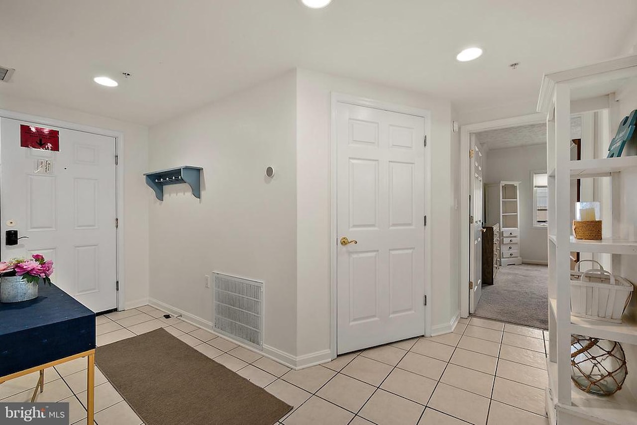 Sea Palms Real Estate for Sale - 14 45th St #403 in Ocean City Photo 6