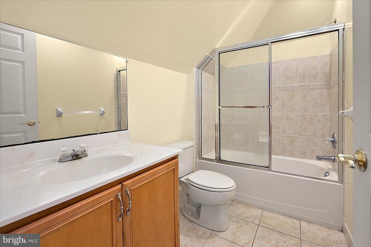  Real Estate for Sale - 12201 Ocean Vista Dr in Berlin Photo 54
