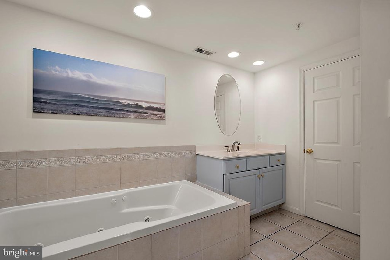 Sea Palms Real Estate for Sale - 14 45th St #403 in Ocean City Photo 28