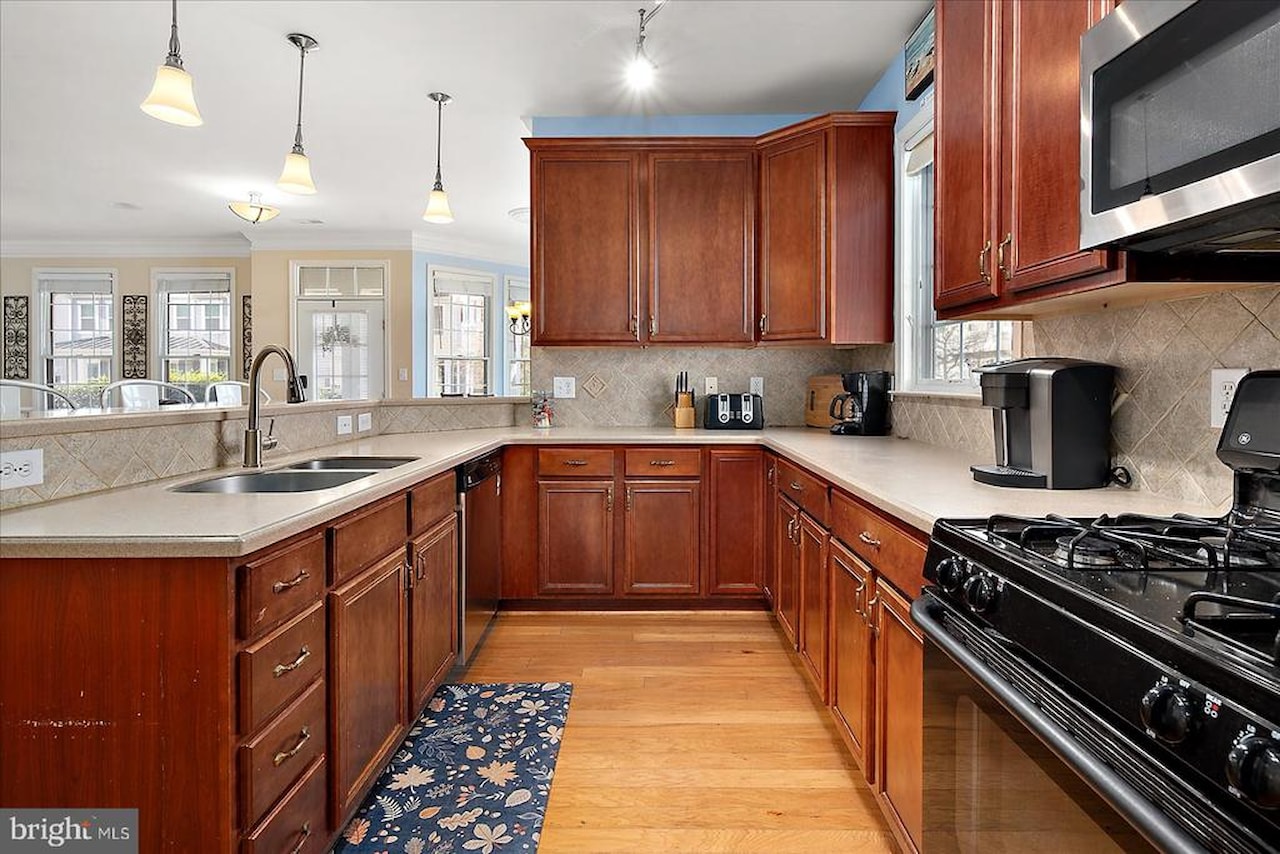  Real Estate for Sale - 12201 Ocean Vista Dr in Berlin Photo 21