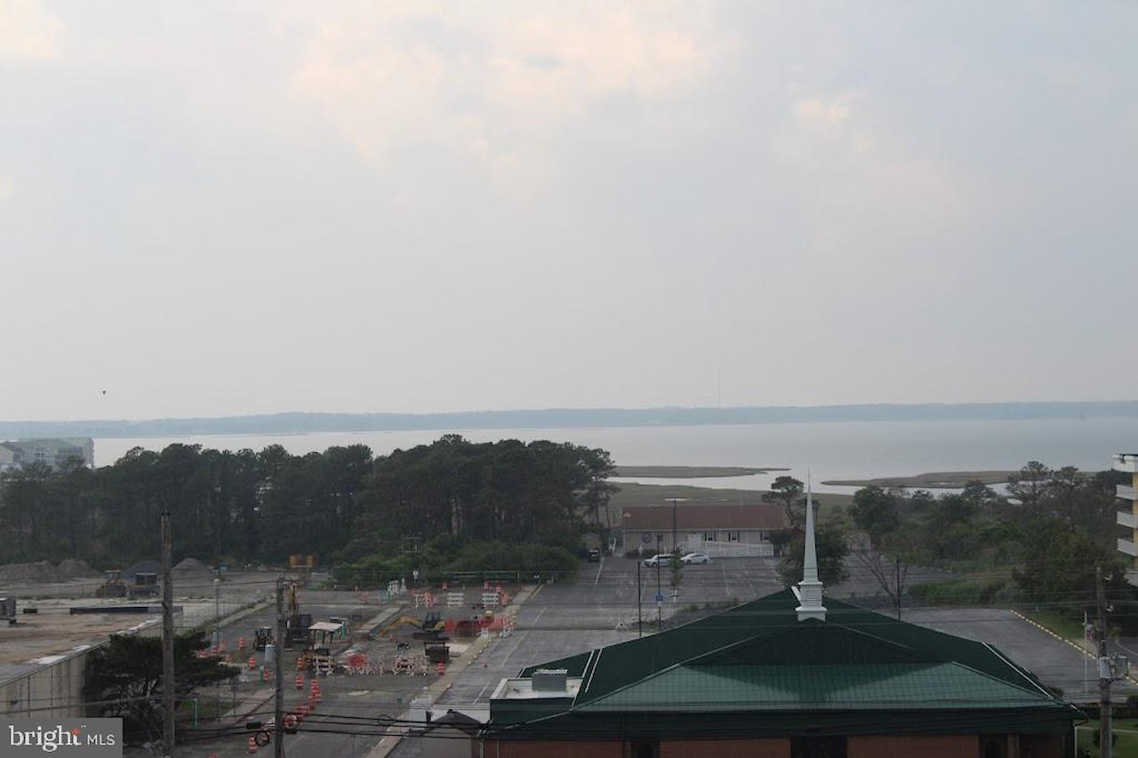 Century 1 Real Estate for Sale - 9900 Coastal Hwy #707 in Ocean City Photo 4