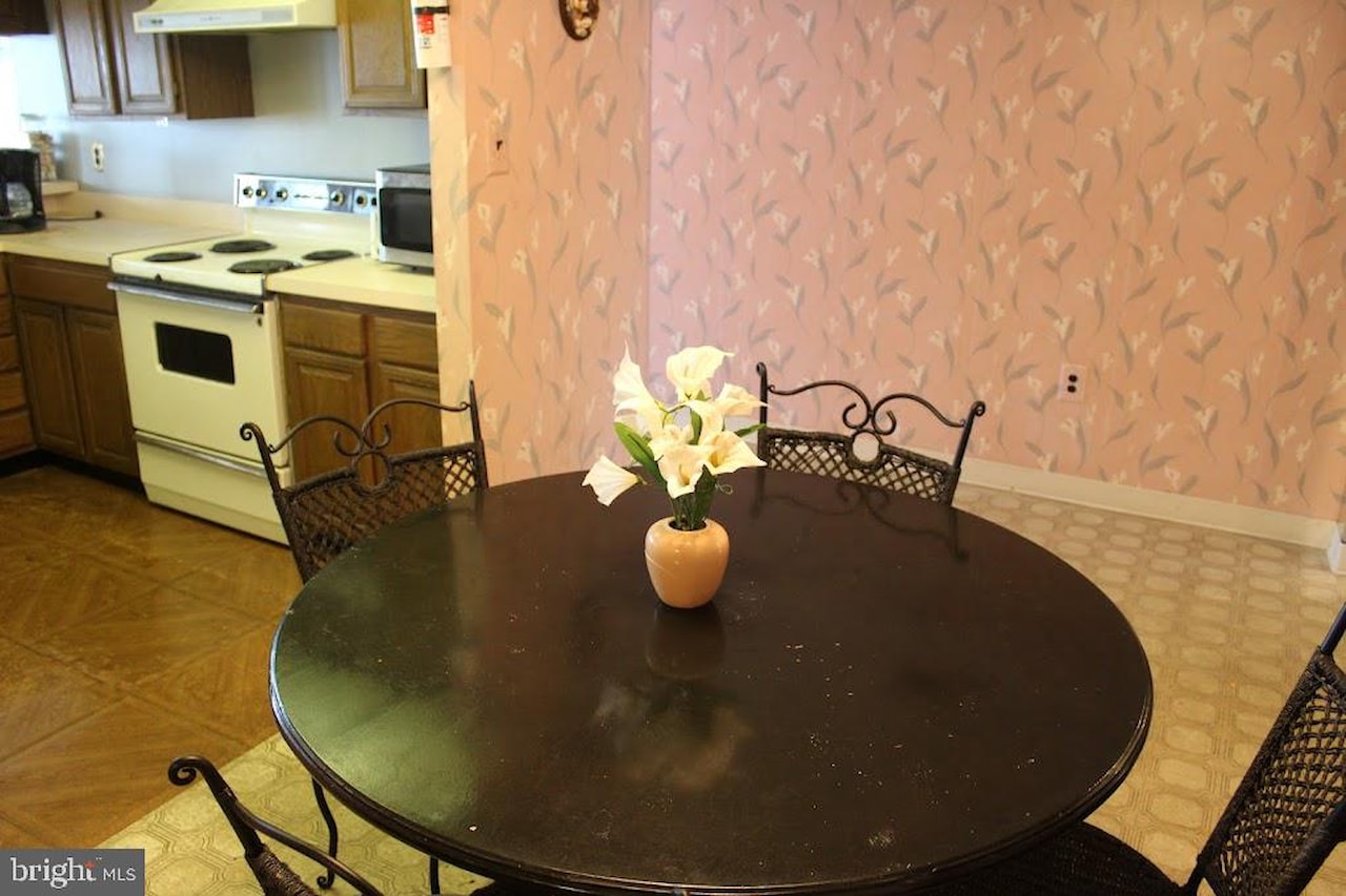Century 1 Real Estate for Sale - 9900 Coastal Hwy #707 in Ocean City Photo 17