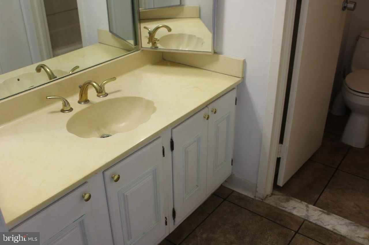 Century 1 Real Estate for Sale - 9900 Coastal Hwy #707 in Ocean City Photo 32