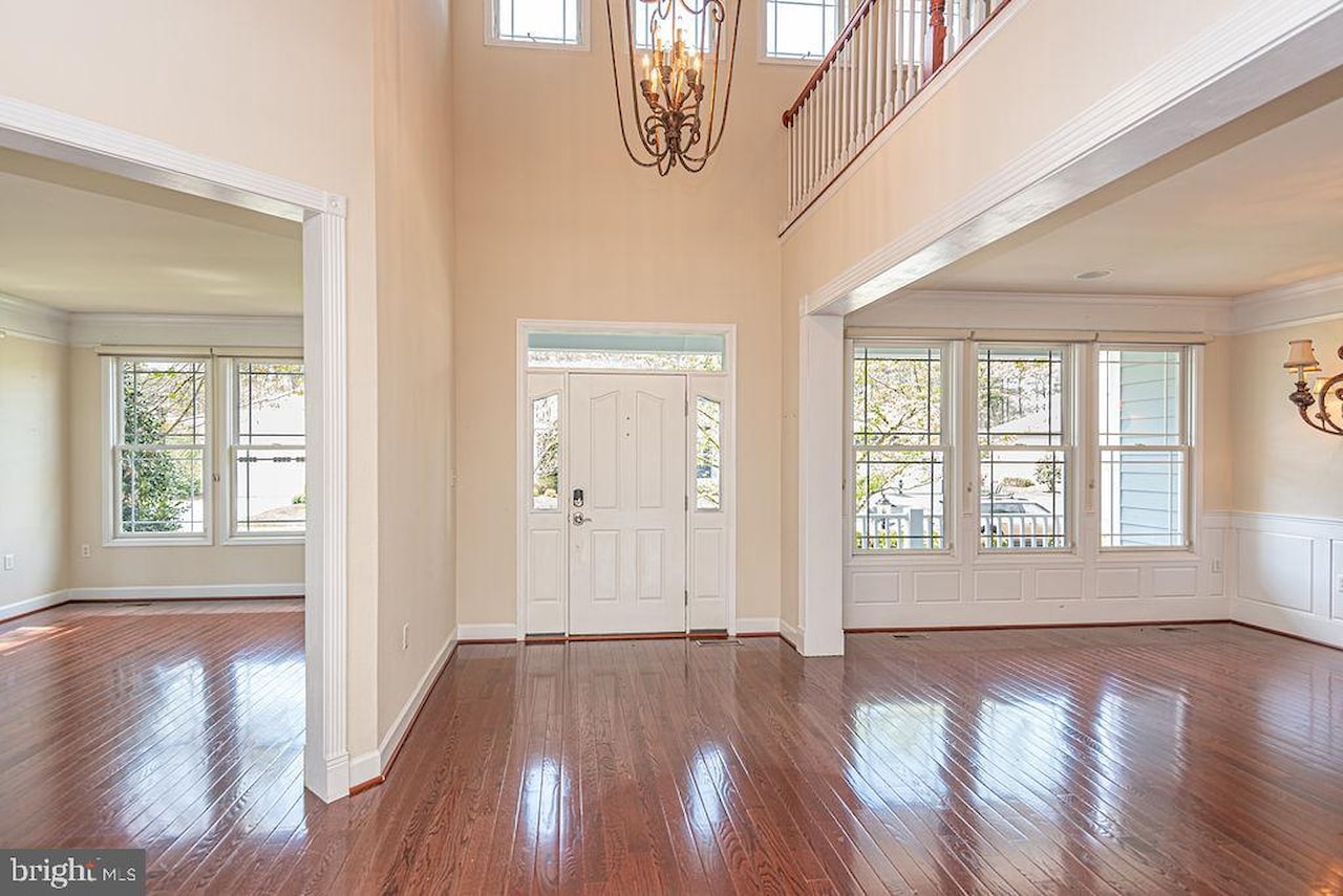  Real Estate for Sale - 11834 Man O War Ln in Berlin Photo 9
