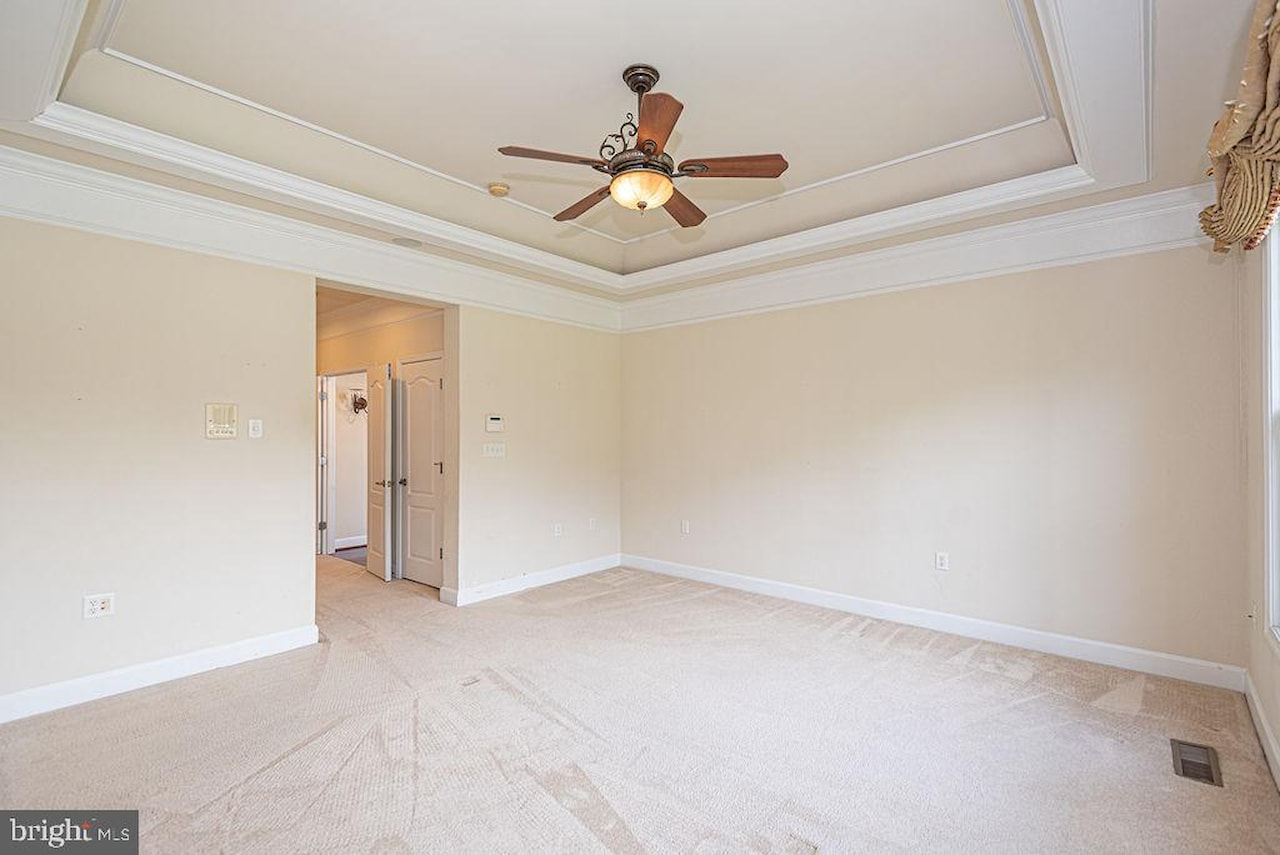  Real Estate for Sale - 11834 Man O War Ln in Berlin Photo 57