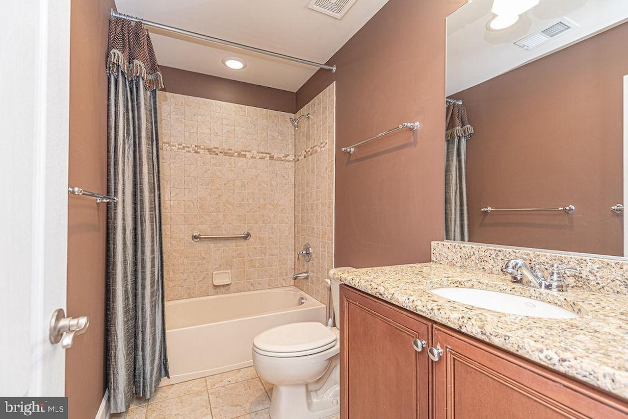  Real Estate for Sale - 11834 Man O War Ln in Berlin Photo 78