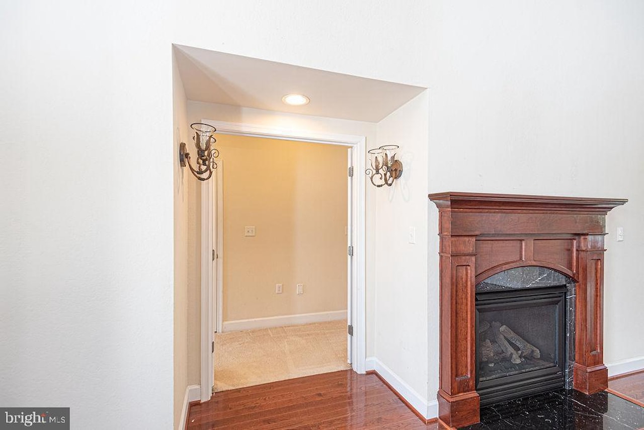  Real Estate for Sale - 11834 Man O War Ln in Berlin Photo 51