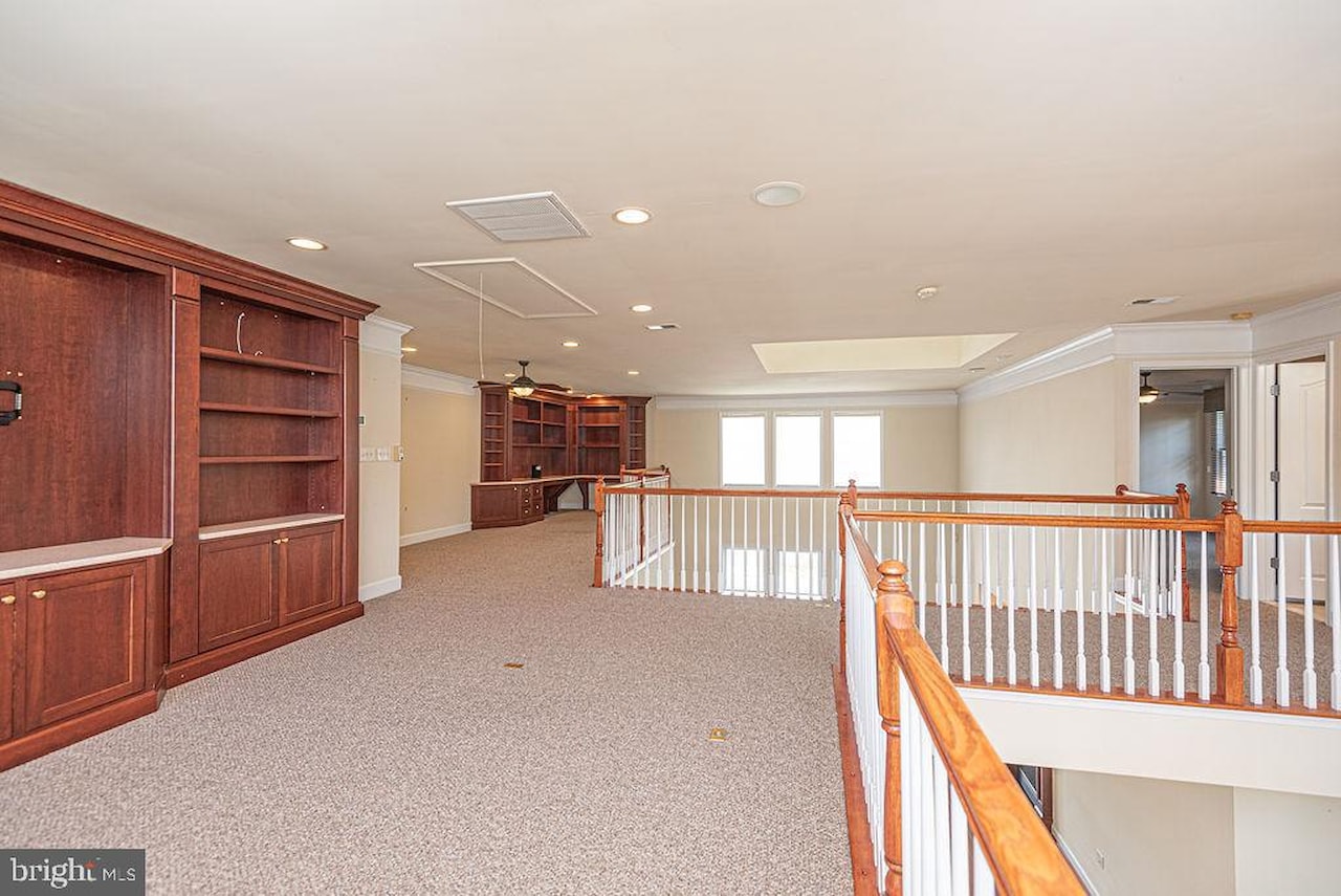  Real Estate for Sale - 11834 Man O War Ln in Berlin Photo 70
