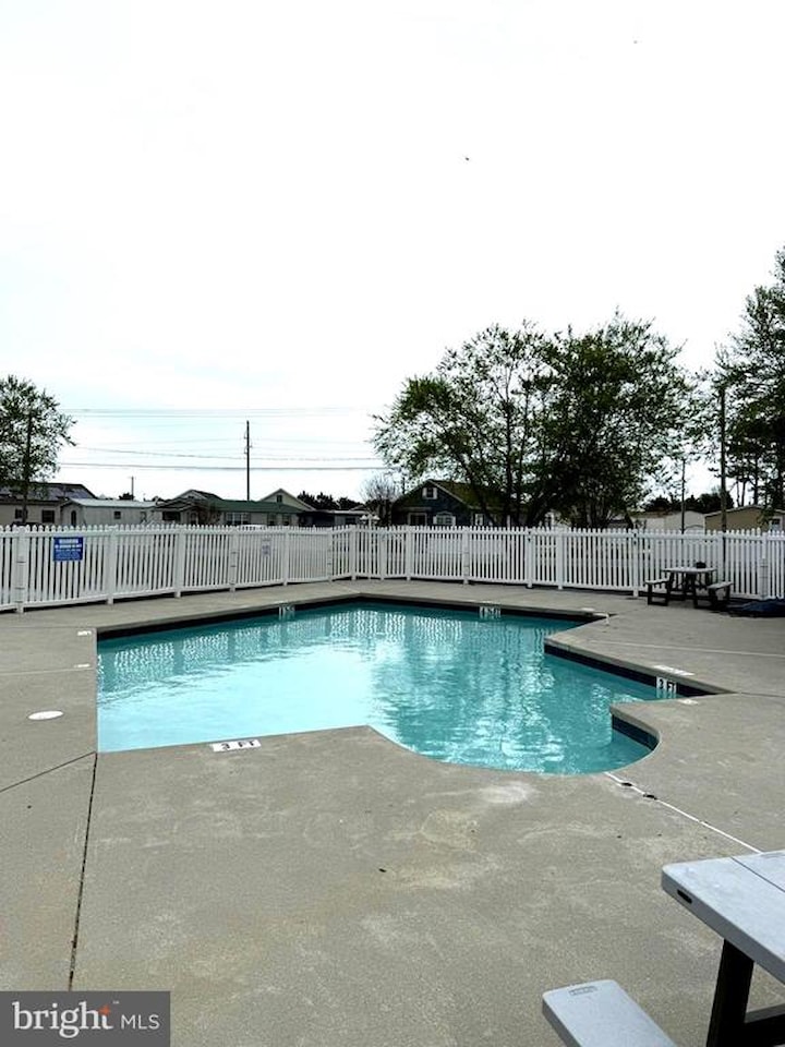 Sailors Watch Real Estate for Sale - 9823 Golf Course Rd #20 in Ocean City Photo 13