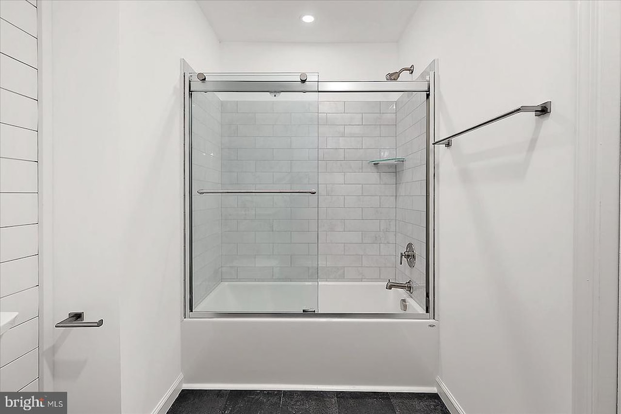 Lucayan Real Estate for Sale - 120 71st St #3 in Ocean City Photo 28