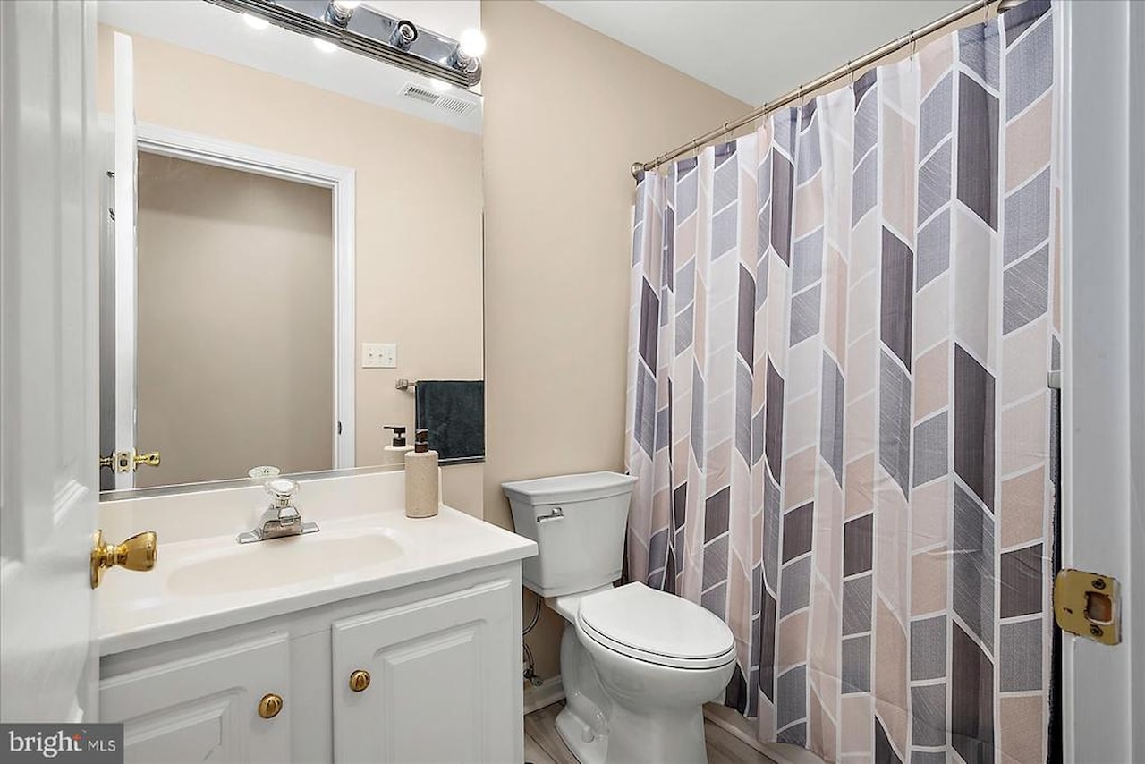 Bradley Cove Real Estate for Sale - 712 Bradley Rd #E in Ocean City Photo 26