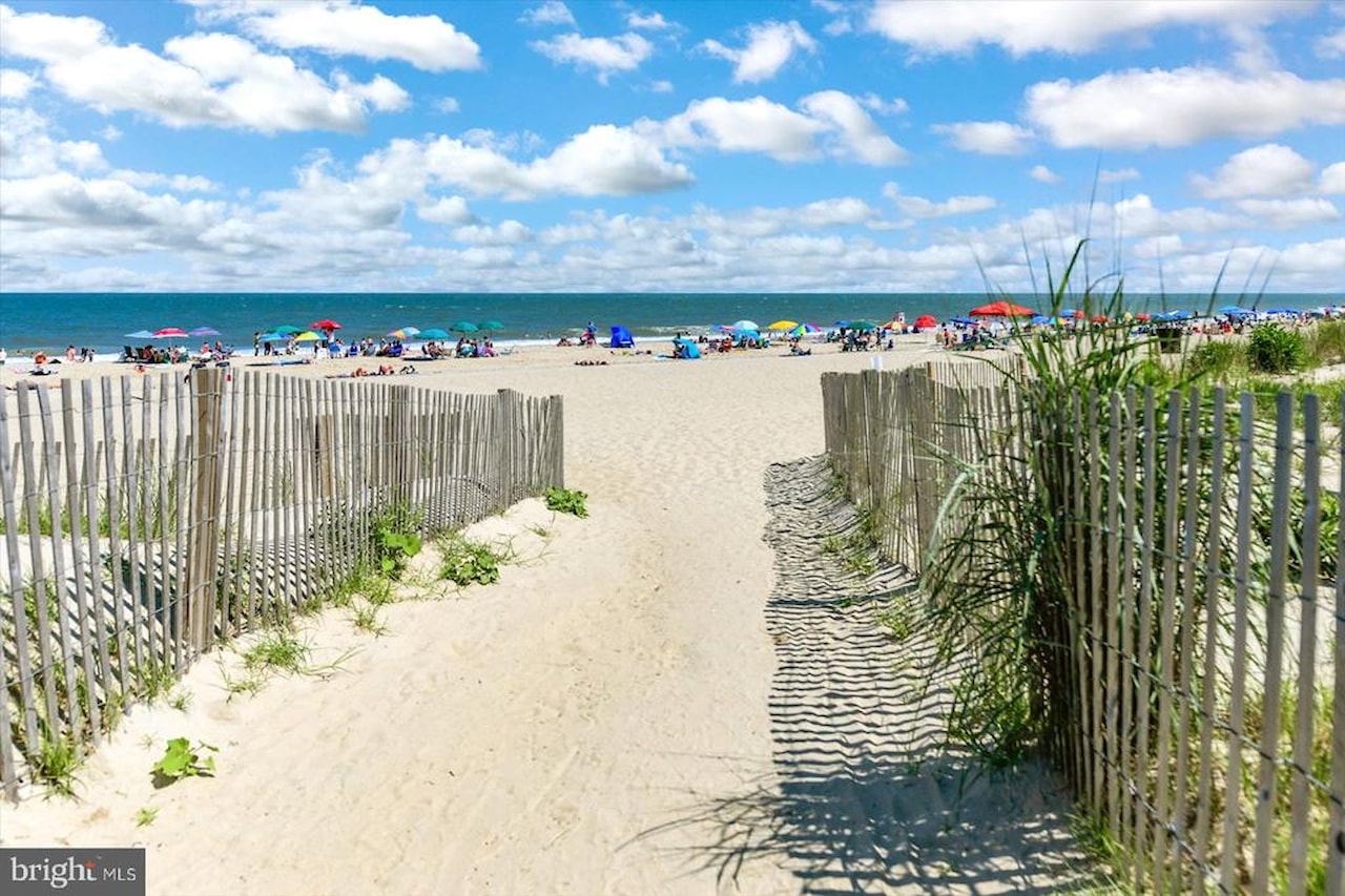 Marigot Beach Real Estate for Sale - 10002 Coastal Hwy #307 in Ocean City Photo 37