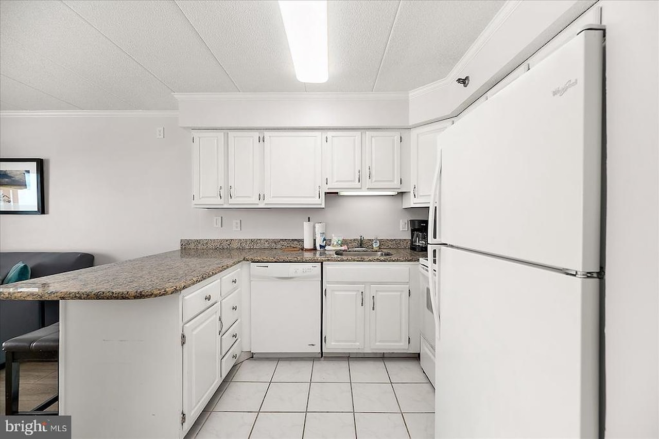 Marigot Beach Real Estate for Sale - 10002 Coastal Hwy #307 in Ocean City Photo 17