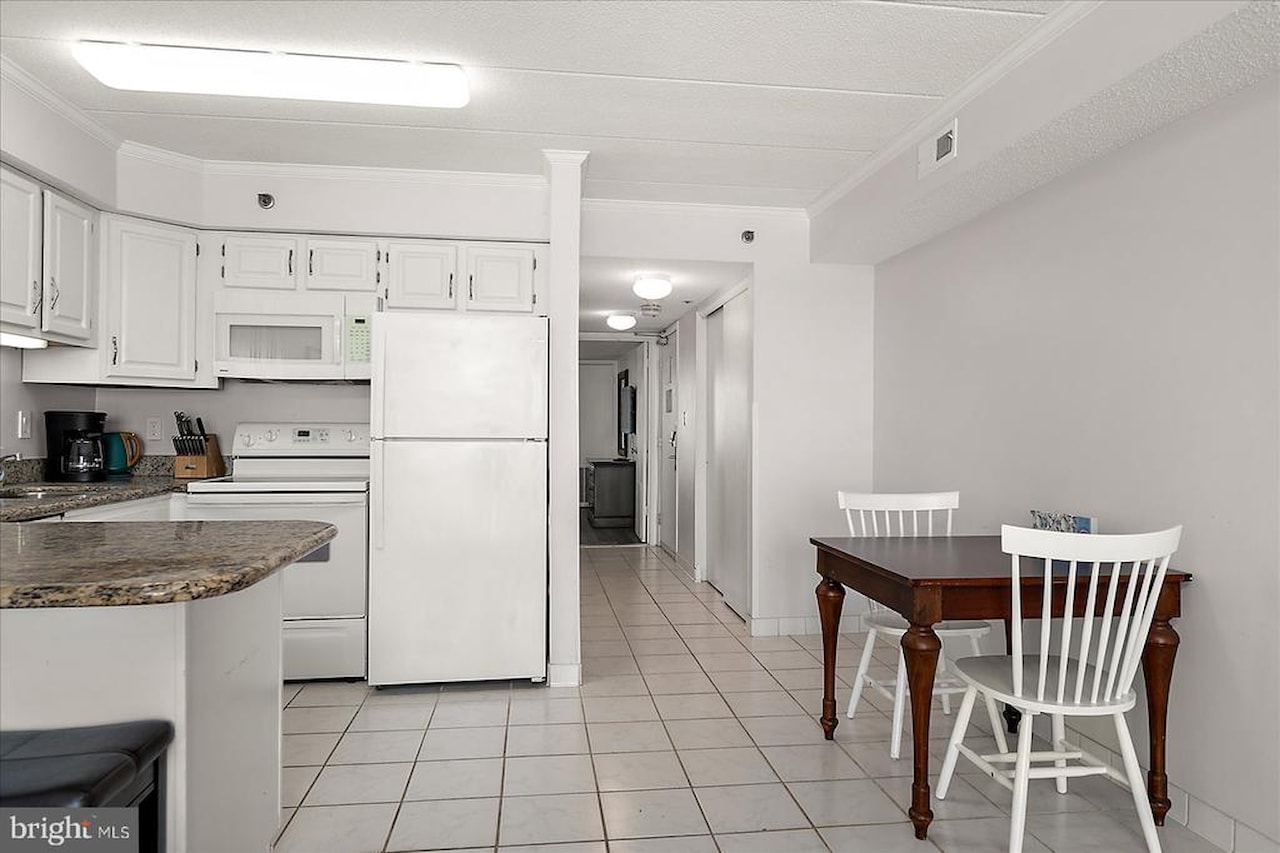 Marigot Beach Real Estate for Sale - 10002 Coastal Hwy #307 in Ocean City Photo 18