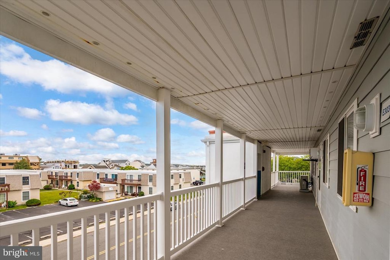 Summer Winds Real Estate for Sale - 424 Lark Ln #E303 in Ocean City Photo 22