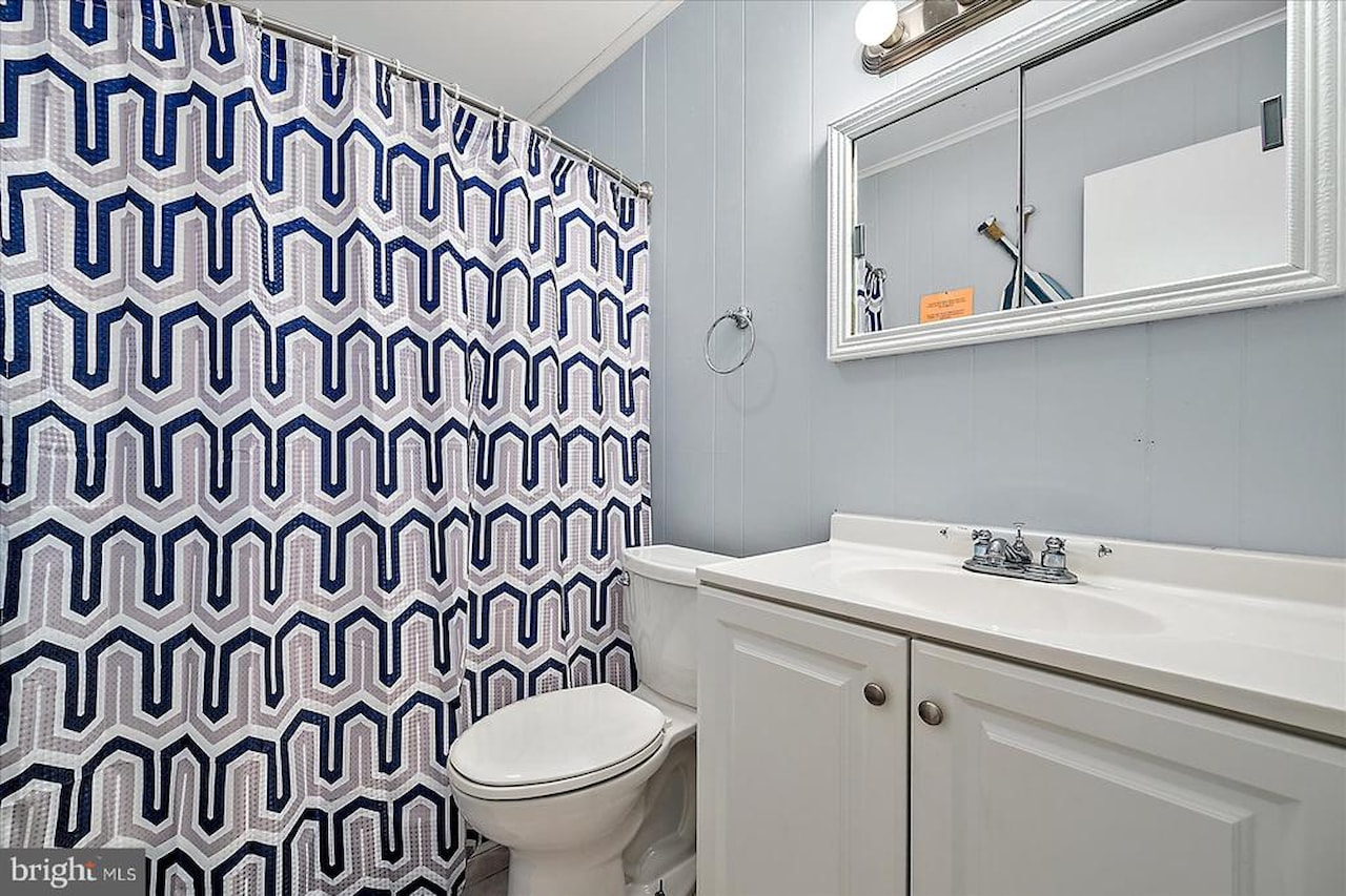 Summer Winds Real Estate for Sale - 424 Lark Ln #E303 in Ocean City Photo 18