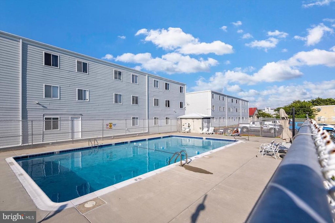 Summer Winds Real Estate for Sale - 424 Lark Ln #E303 in Ocean City Photo 24