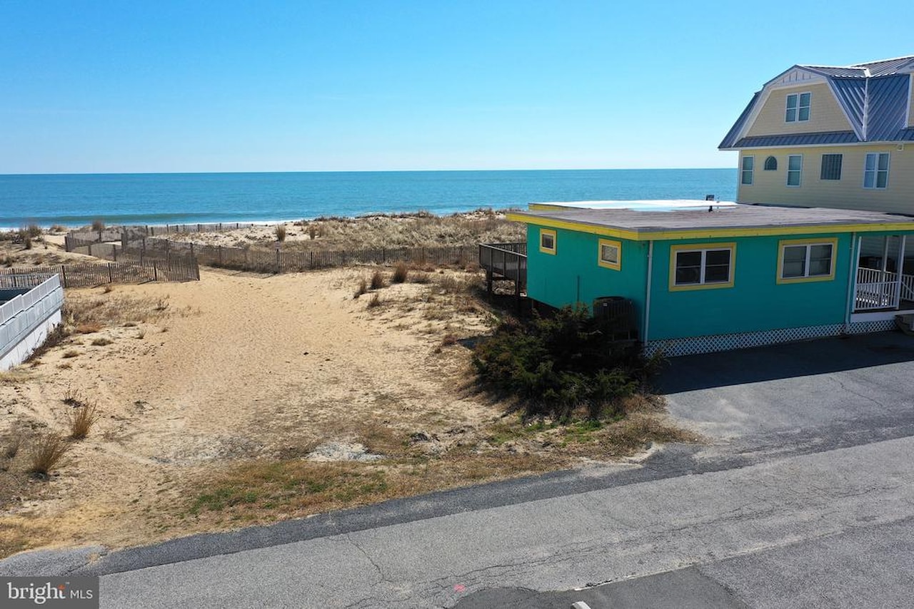  Real Estate for Sale - 8305 Atlantic Ave in Ocean City Photo 5