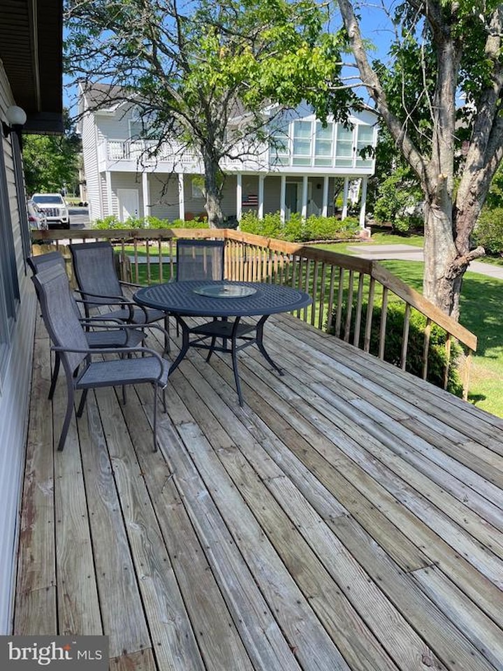  Real Estate for Sale - 19 Pintail Dr in Ocean Pines Photo 8