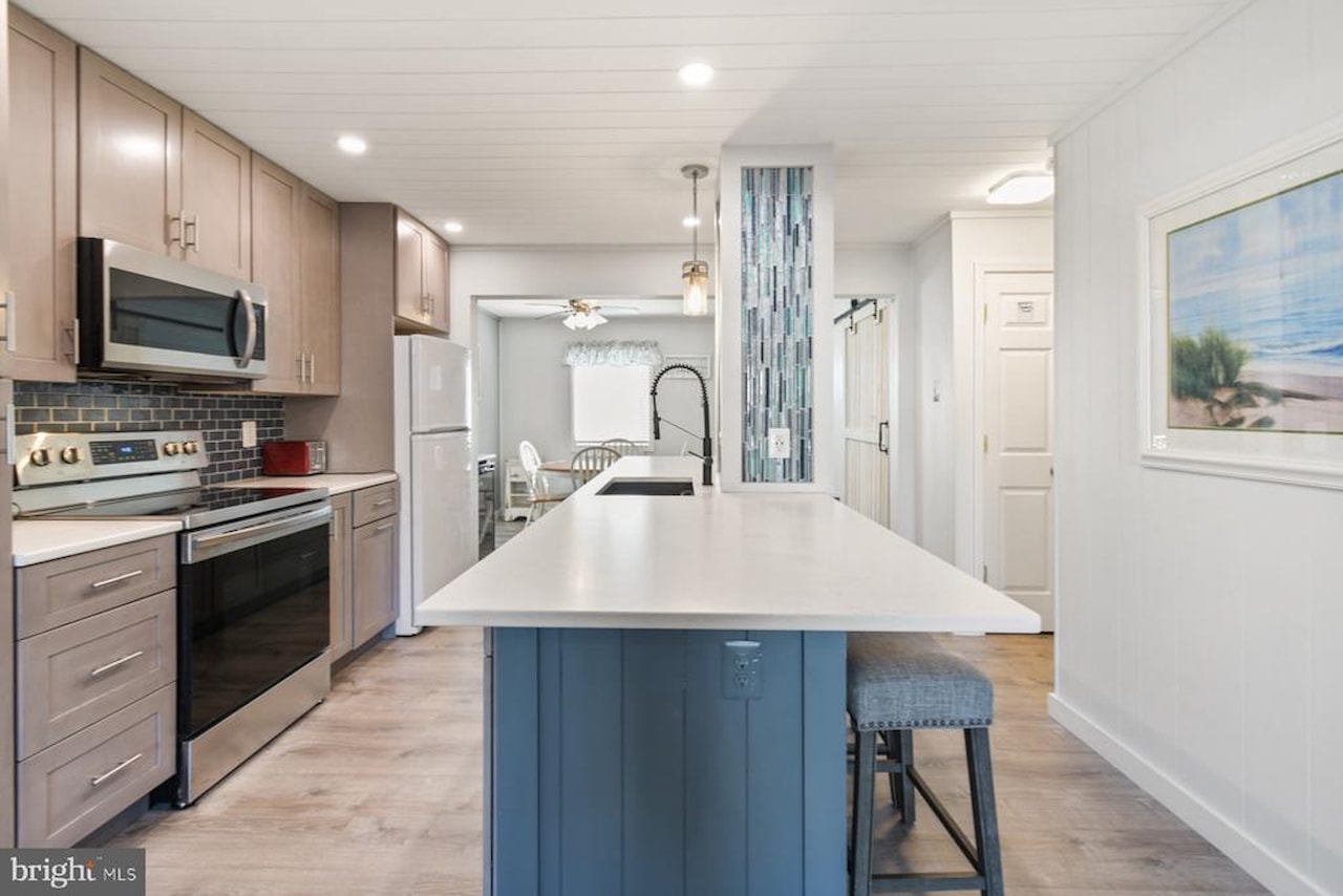 Chateau Phoenix Real Estate for Sale - 722 Mooring Rd #A104 in Ocean City Photo 11