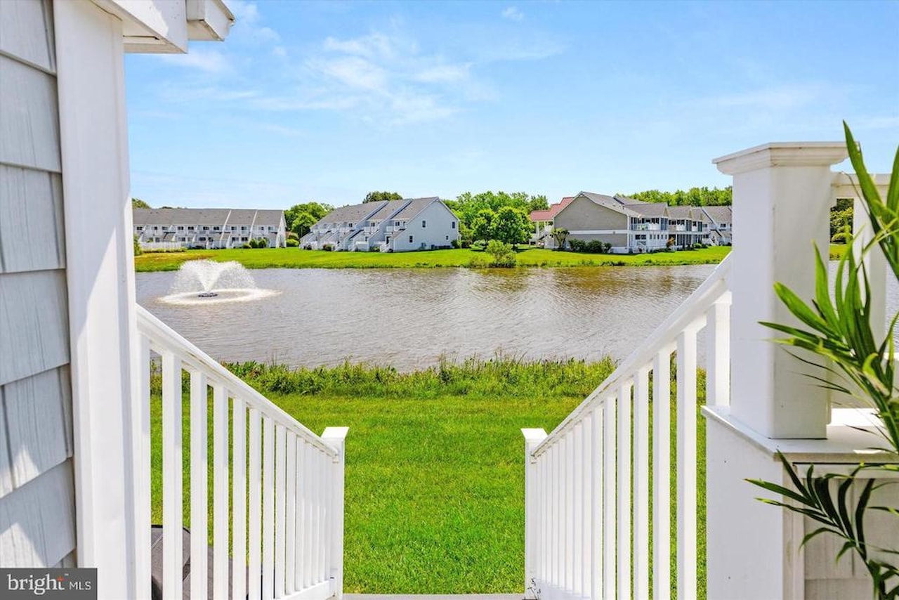Ocean Village At Old Real Estate for Sale - 9711 Village Ln #C in Ocean City Photo 3