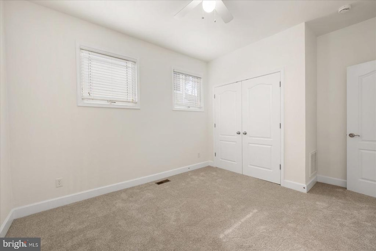  Real Estate for Sale - 11652 Maid At Arms Ln in Berlin Photo 37