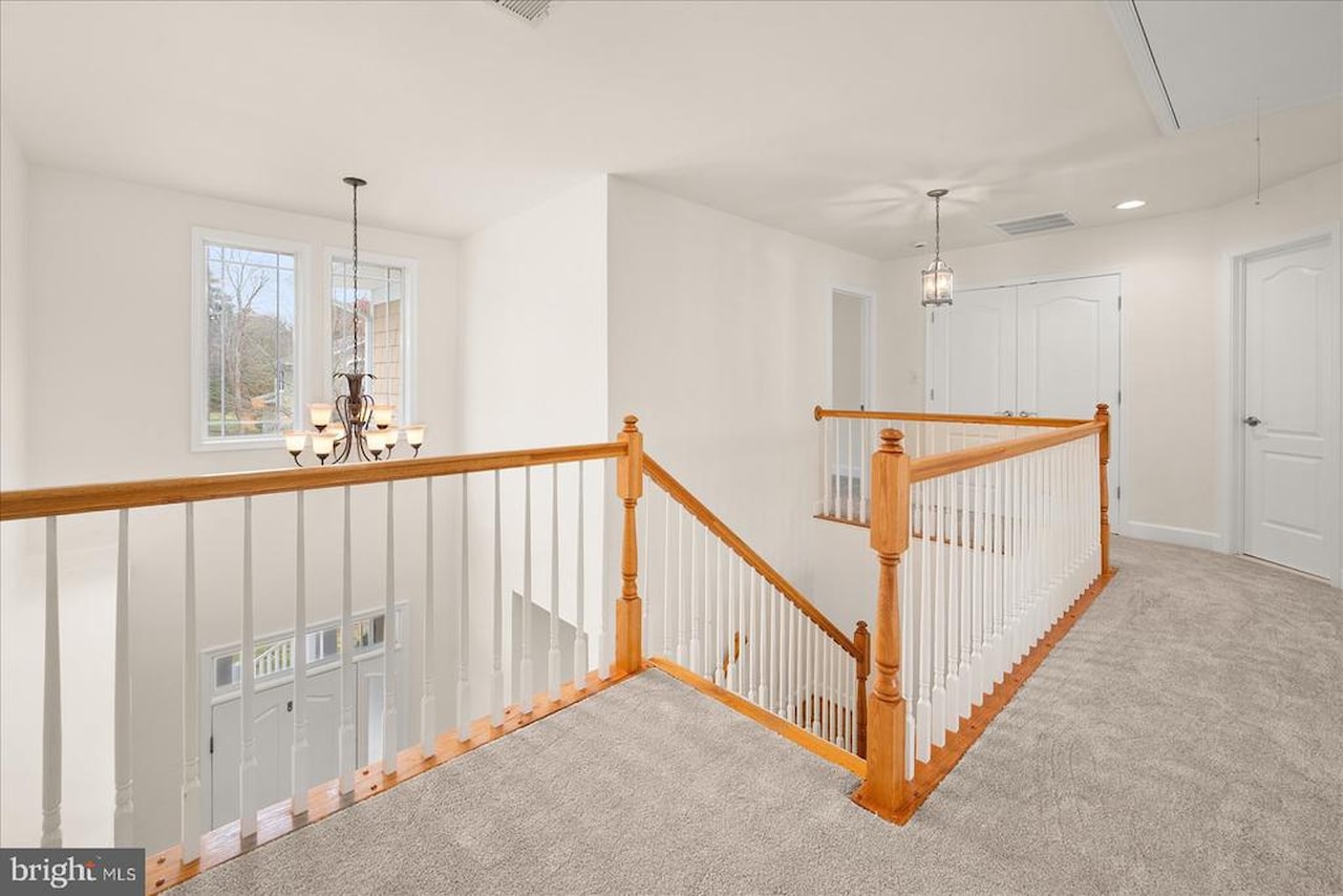  Real Estate for Sale - 11652 Maid At Arms Ln in Berlin Photo 40