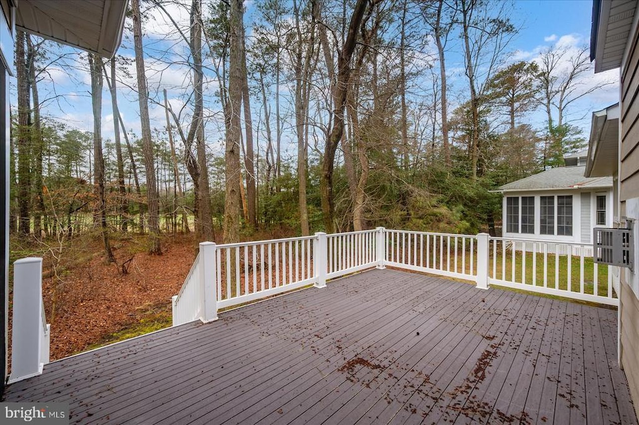  Real Estate for Sale - 11652 Maid At Arms Ln in Berlin Photo 49