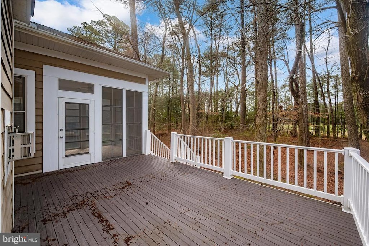  Real Estate for Sale - 11652 Maid At Arms Ln in Berlin Photo 50