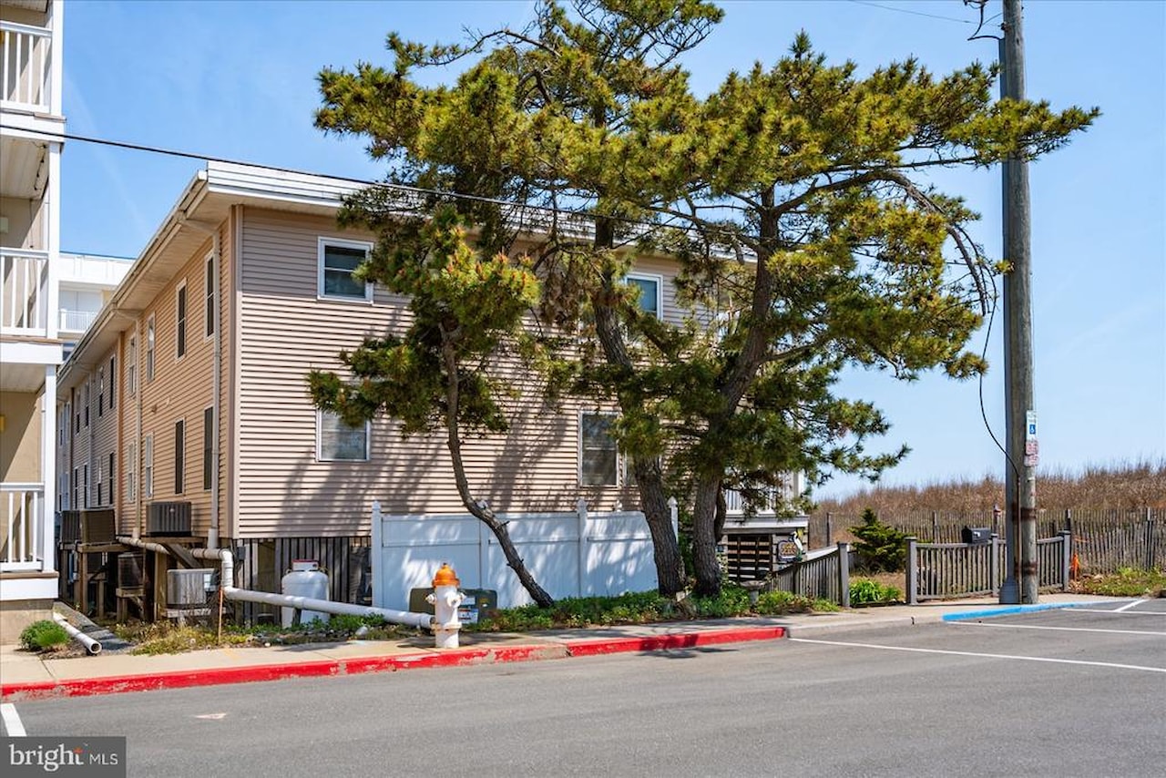 Hobo Ocean Real Estate for Sale - 12401 Wight St #8 in Ocean City Photo 8