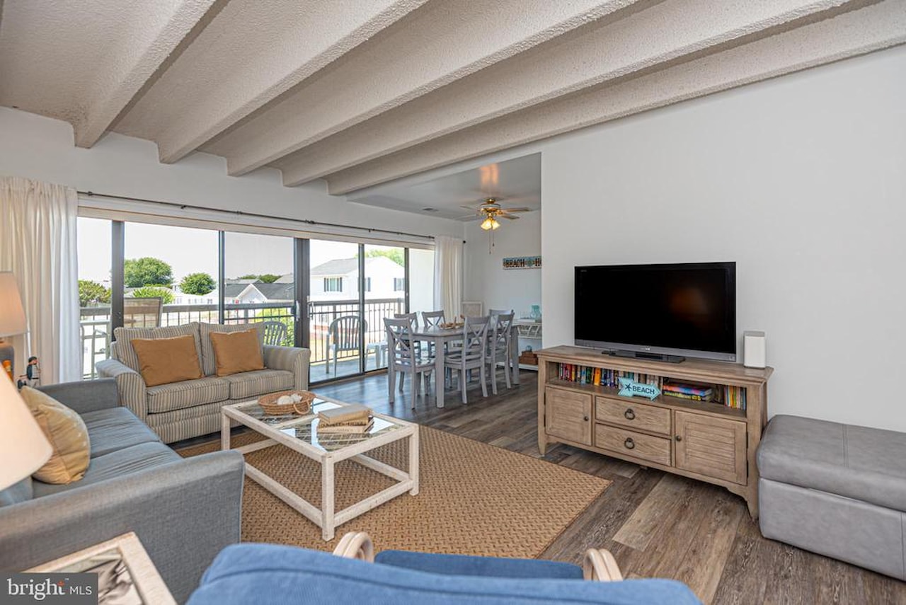 Tiburon I Real Estate for Sale - 13908 N Ocean Rd #5A in Ocean City Photo 3