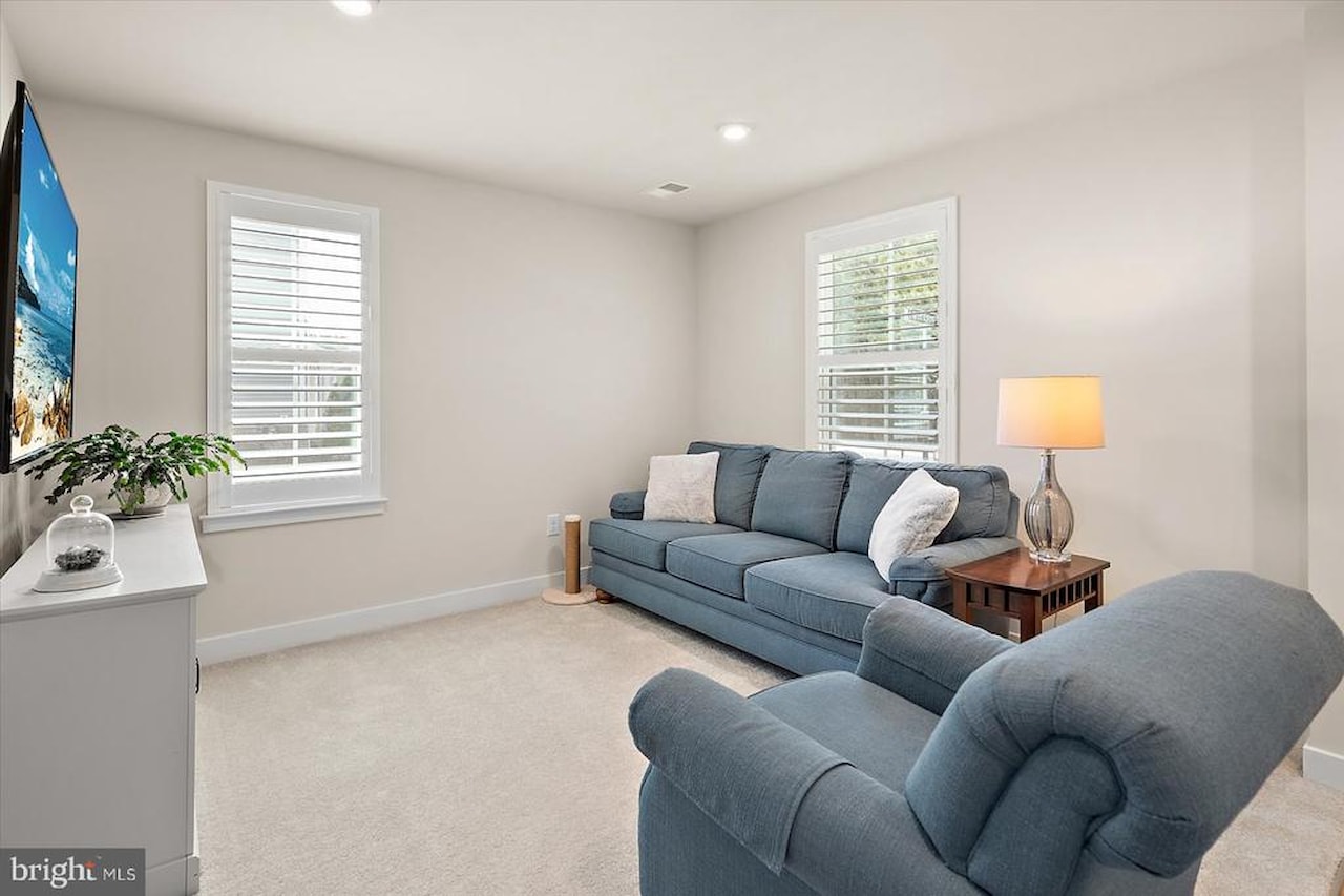  Real Estate for Sale - 12461 Coastal Marsh Dr #101 in Berlin Photo 5