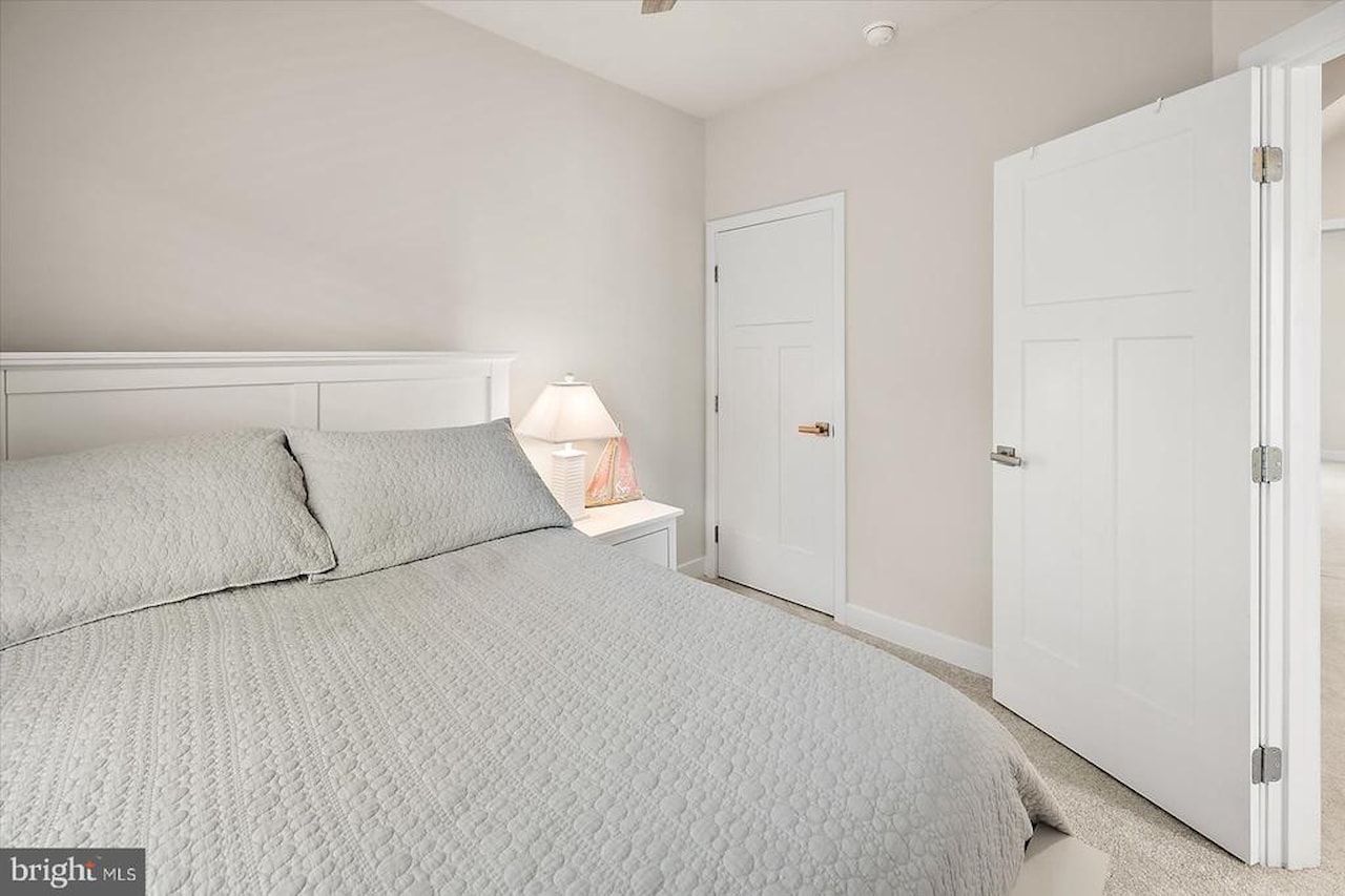  Real Estate for Sale - 12461 Coastal Marsh Dr #101 in Berlin Photo 37