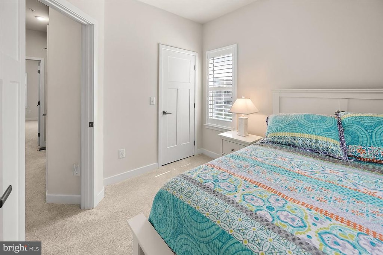  Real Estate for Sale - 12461 Coastal Marsh Dr #101 in Berlin Photo 40
