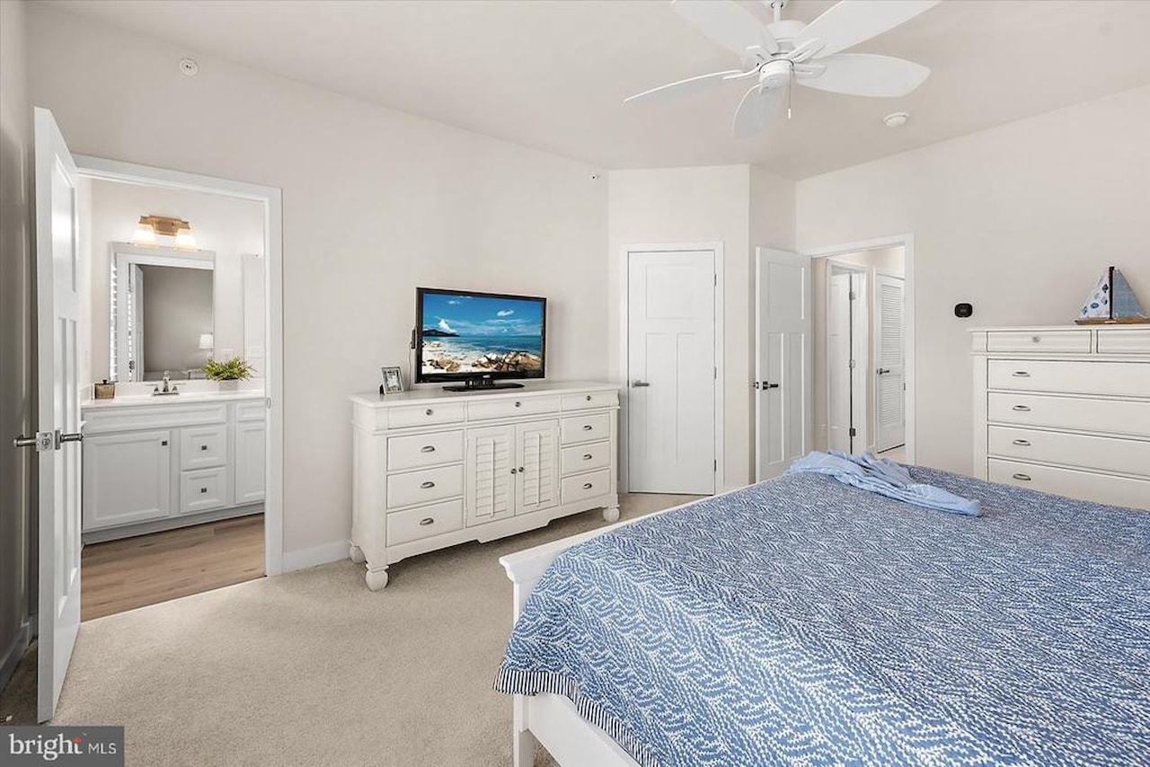  Real Estate for Sale - 12461 Coastal Marsh Dr #101 in Berlin Photo 30