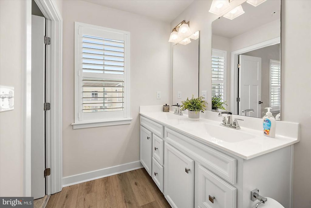  Real Estate for Sale - 12461 Coastal Marsh Dr #101 in Berlin Photo 32