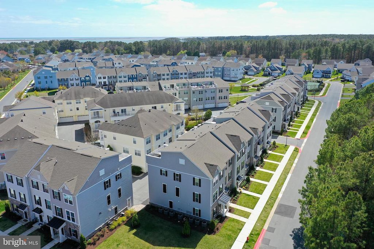 Real Estate for Sale - 12461 Coastal Marsh Dr #101 in Berlin Photo 92