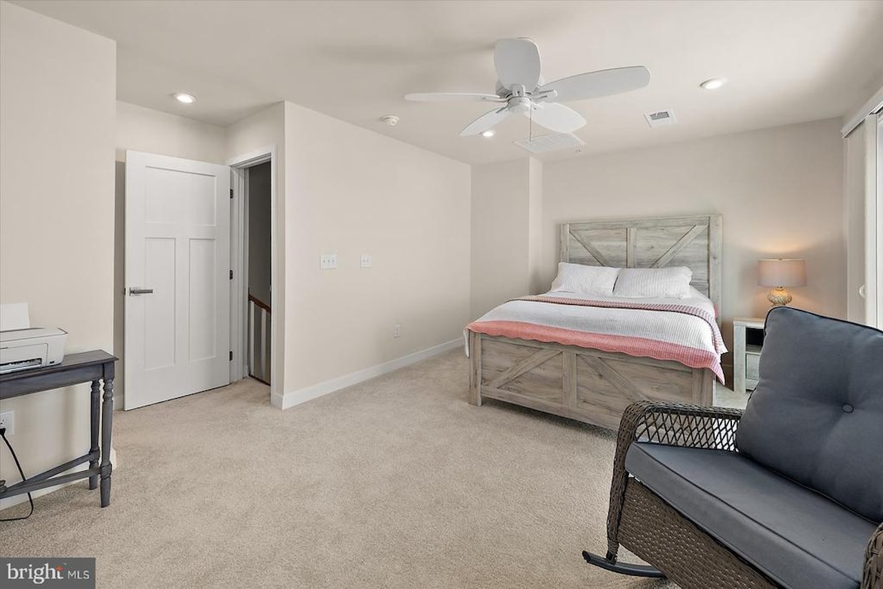 Real Estate for Sale - 12461 Coastal Marsh Dr #101 in Berlin Photo 44
